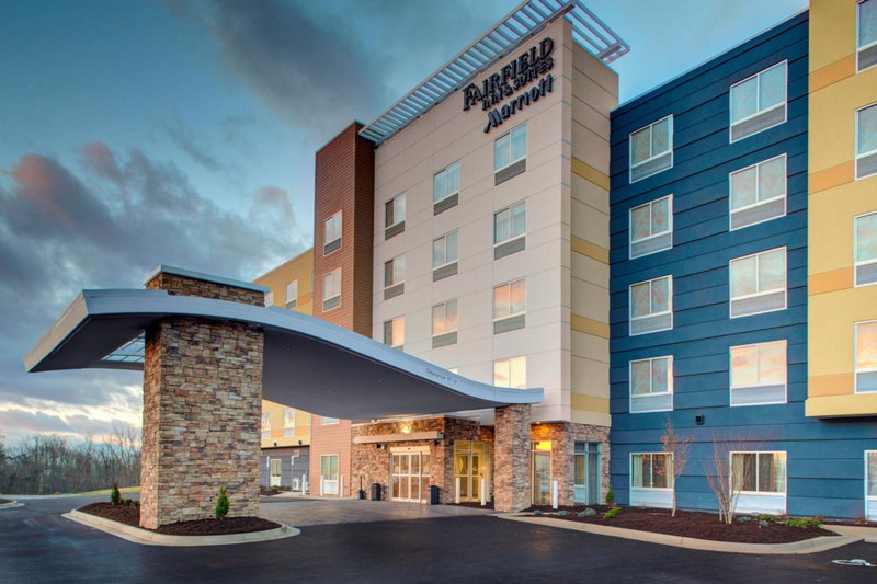 Fairfield Inn & Suites by Marriott Roanoke Salem, Salem, United States