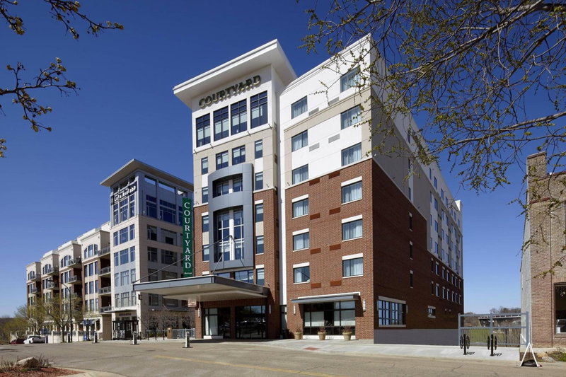 Courtyard by Marriott Akron Downtown, Akron, United States