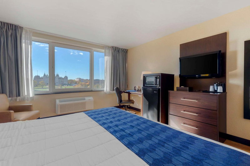 The Capitol Hotel, Hartford, United States