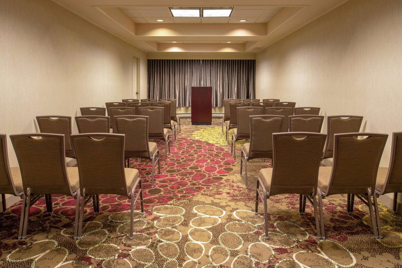 DoubleTree Suites by Hilton Seattle Airport/Southcenter, Tukwila, United States