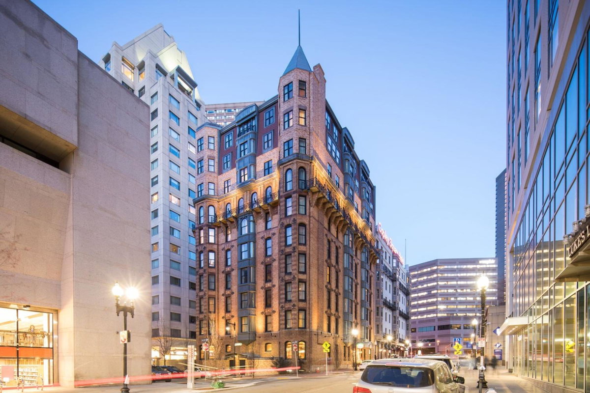 Hotel · Courtyard Boston Copley Square, Boston