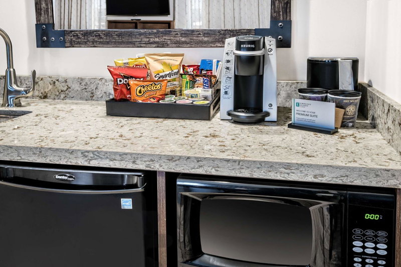 Embassy Suites By Hilton College Station, College Station, United States
