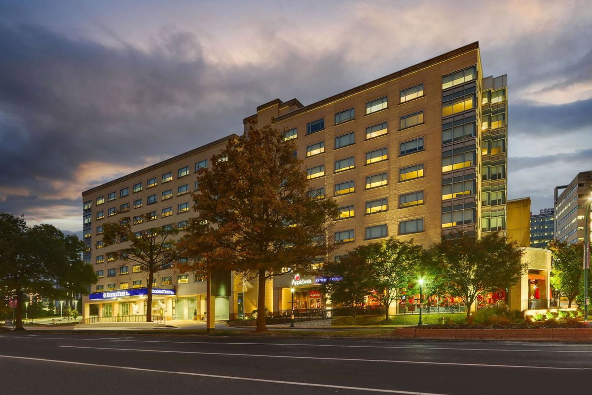 DoubleTree by Hilton St. Louis Forest Park, United States