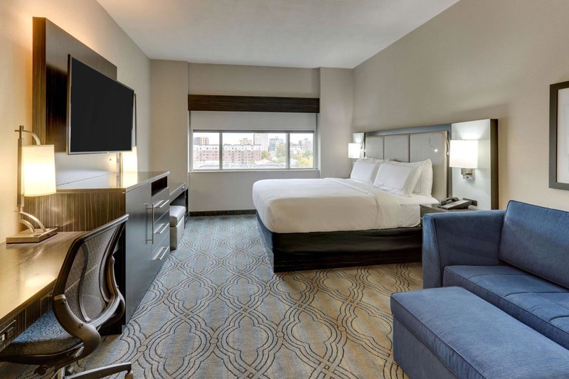 DoubleTree by Hilton St. Louis Forest Park, Saint Louis, United States
