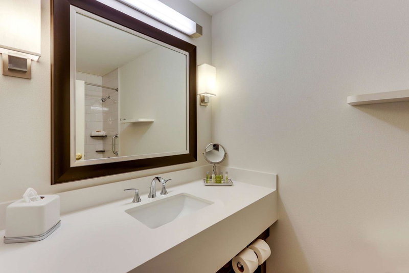 DoubleTree by Hilton St. Louis Forest Park, Saint Louis, United States