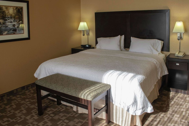Hampton Inn & Suites-Knoxville/North I-75, Knoxville, United States