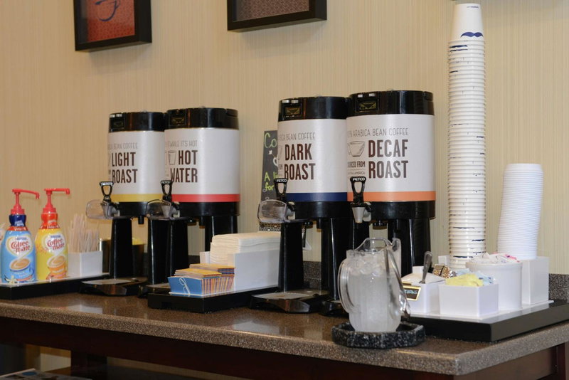 Hampton Inn & Suites-Knoxville/North I-75, Knoxville, United States
