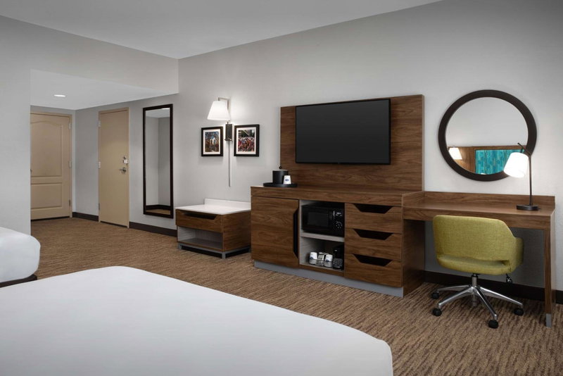 Hampton Inn & Suites-Knoxville/North I-75, Knoxville, United States