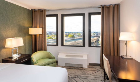 DoubleTree by Hilton Newark Penn Station, NJ, Newark, United States