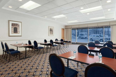 DoubleTree by Hilton Newark Penn Station, NJ, Newark, United States