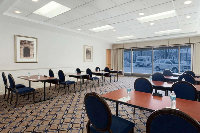 DoubleTree by Hilton Newark Penn Station, NJ, Newark, United States