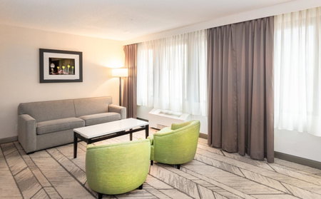 DoubleTree by Hilton Newark Penn Station, NJ, Newark, United States