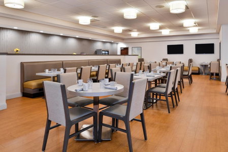 Holiday Inn Hotel & Suites Rochester - Marketplace by IHG, Rochester, United States