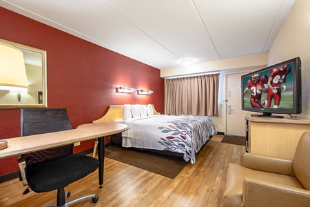Red Roof Inn Canton, Canton, United States
