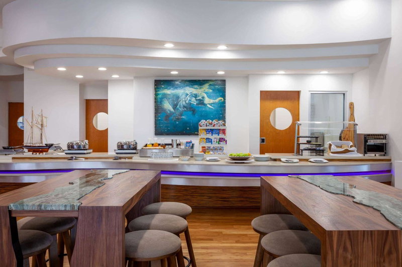 Maritime Hotel Fort Lauderdale Airport & Cruiseport, Fort Lauderdale, United States