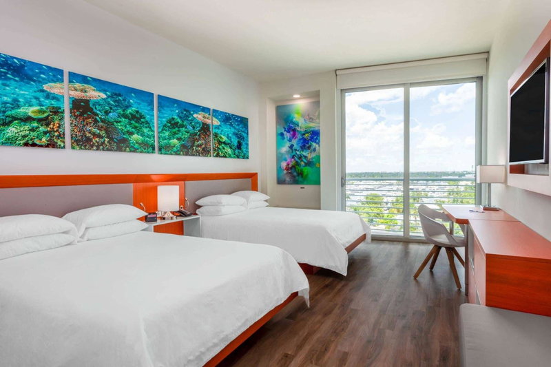 Maritime Hotel Fort Lauderdale Airport & Cruiseport, Fort Lauderdale, United States