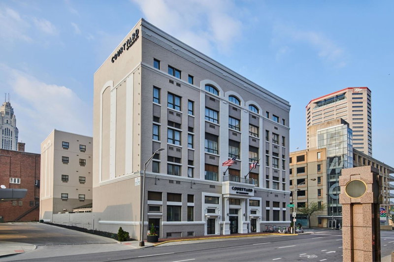 Courtyard by Marriott Columbus Downtown, Columbus, United States