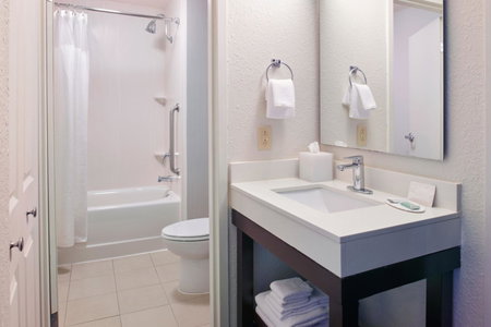 Courtyard by Marriott Columbus Downtown, Columbus, United States