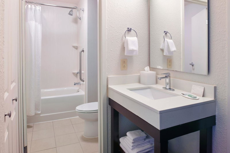 Courtyard by Marriott Columbus Downtown, Columbus, United States
