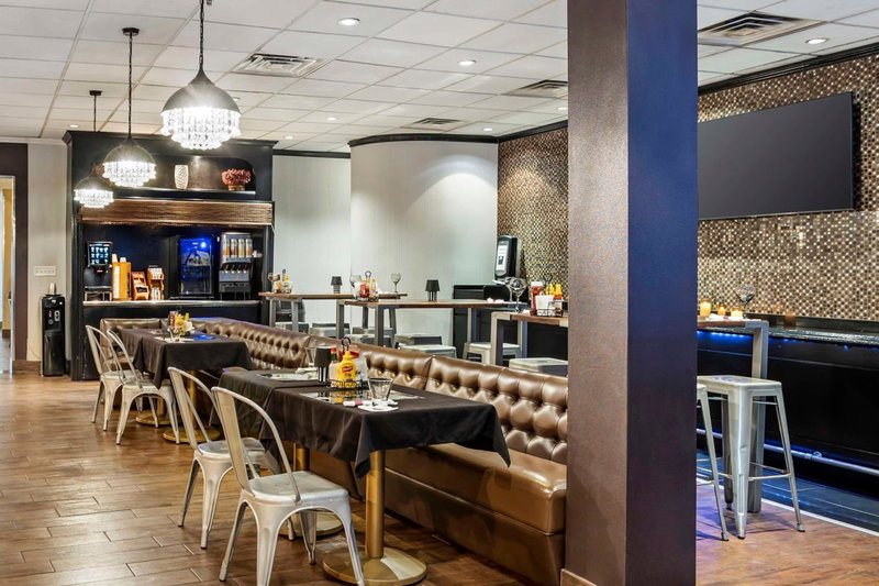 Aiden by Best Western Newark Airport, Newark, United States