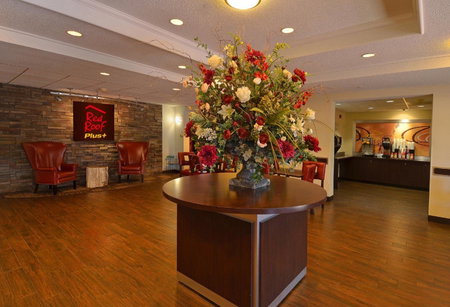 Red Roof Inn PLUS+ San Antonio Downtown - Riverwalk, San Antonio, United States