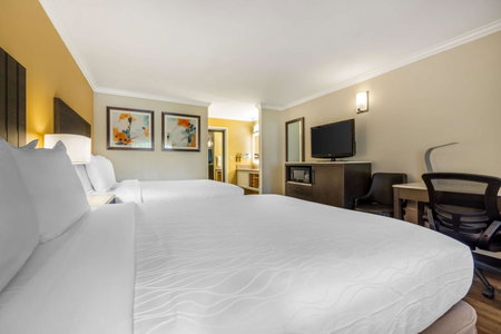 Best Western Plus Orange County Airport North, Santa Ana, United States