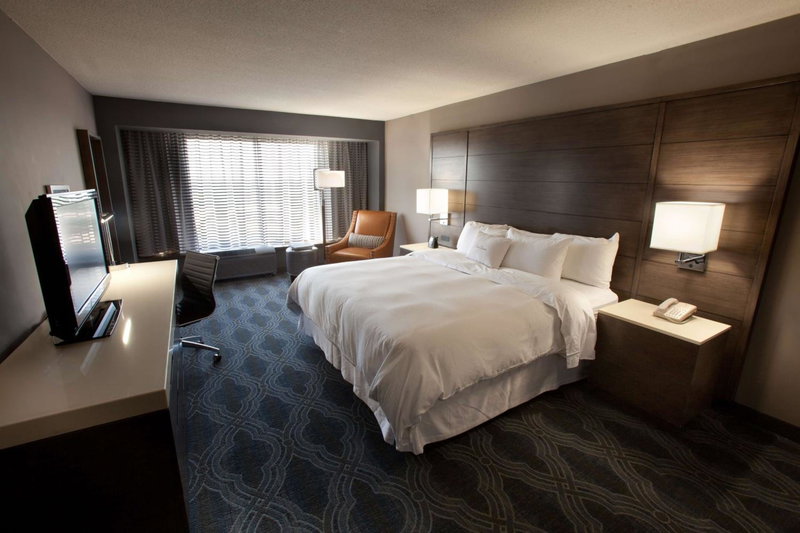 DoubleTree by Hilton Bloomington Minneapolis South, Bloomington, United States