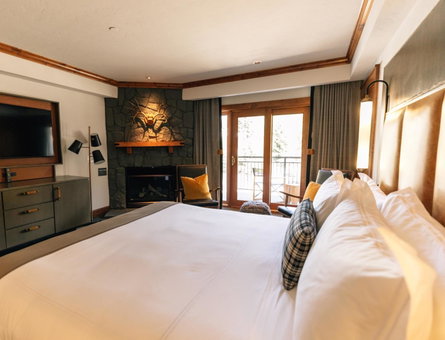 The Hythe, a Luxury Collection Resort, Vail, Vail, United States