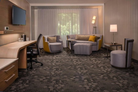 Courtyard by Marriott Hershey Chocolate Avenue, Hershey, United States