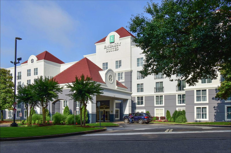 Embassy Suites by Hilton Atlanta Airport, Atlanta, United States