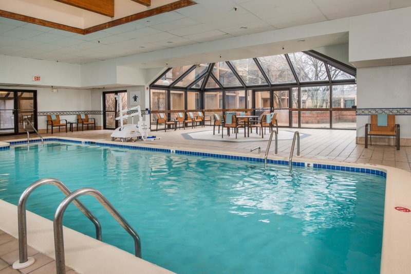 Courtyard by Marriott Fairfax Fair Oaks, Fairfax, United States