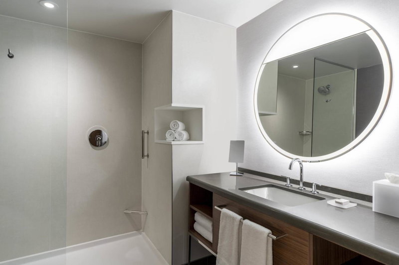 Courtyard by Marriott Charlotte Waverly, Charlotte, United States
