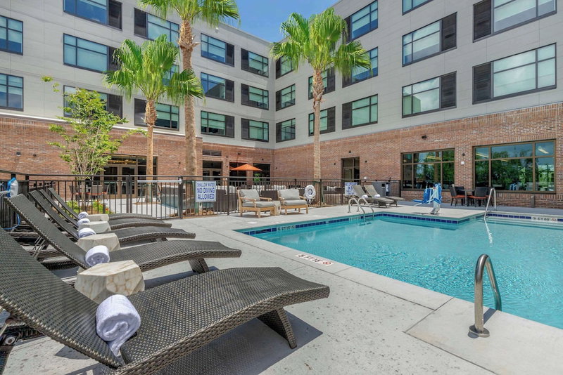 DoubleTree by Hilton Charleston Riverview, Charleston, United States