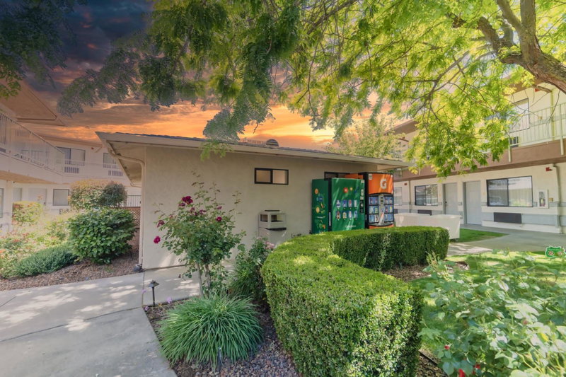 The Oakhurst Inn at Yosemite, Oakhurst, United States