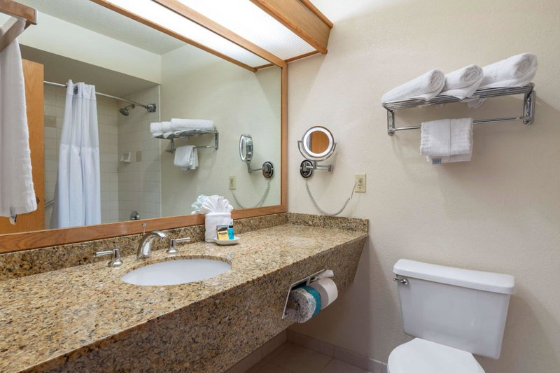 Best Western Plus Mill Creek Inn, Salem, United States
