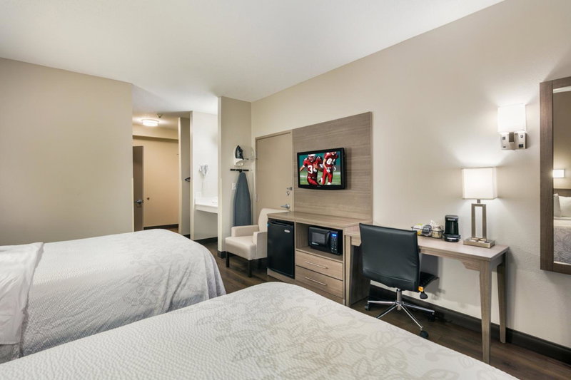 Red Roof Inn PLUS+ Boston - Logan, Saugus, United States