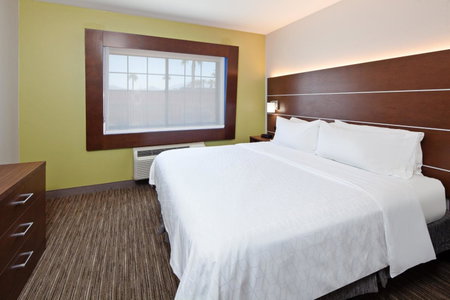 Holiday Inn Express & Suites Rancho Mirage - Palm Spgs Area by IHG, Rancho Mirage, United States