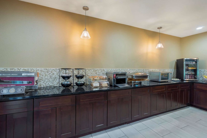 Best Western Plus Plaza by the Green, Kent, United States