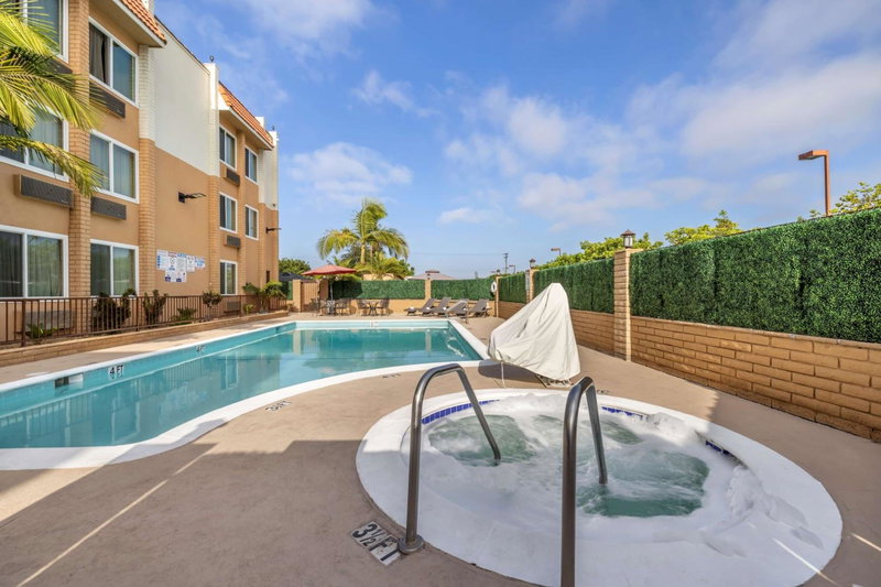 Best Western Plus South Bay Hotel, Lawndale, United States