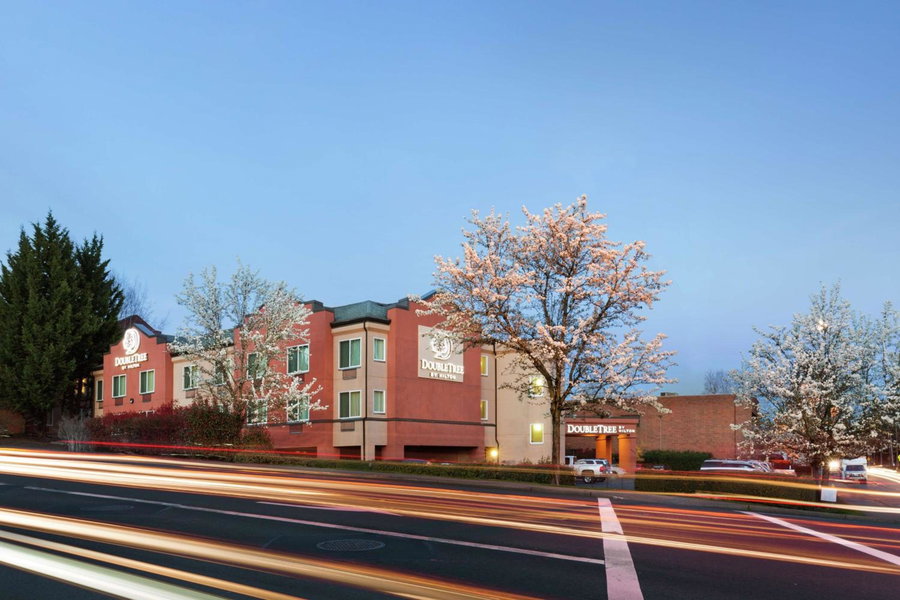 DoubleTree by Hilton Portland Tigard, Tigard, United States