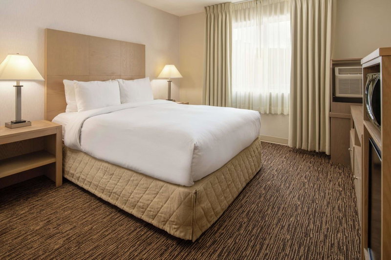DoubleTree by Hilton Portland Tigard, Tigard, United States