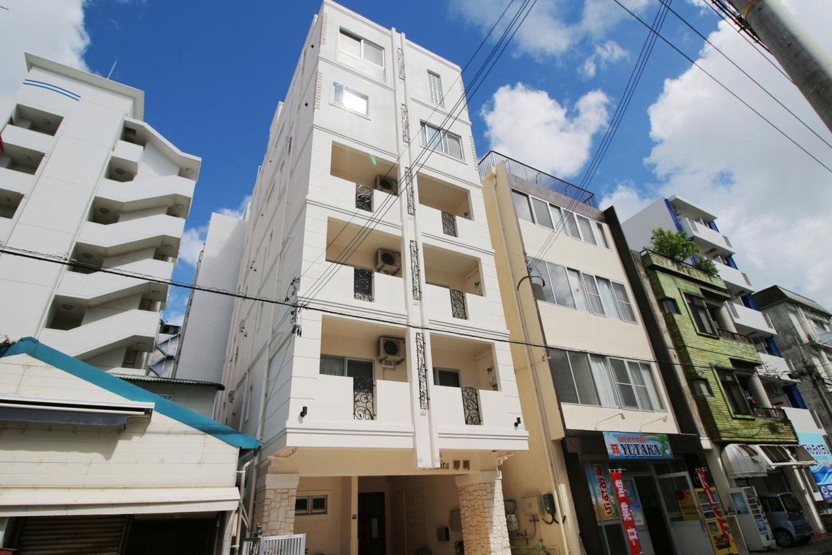 Condominium Felicita Naha, Japan