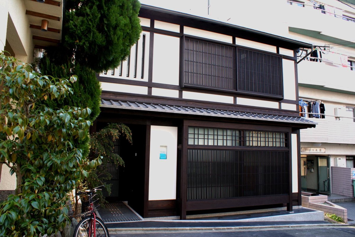 Komatsu Residences, Japan