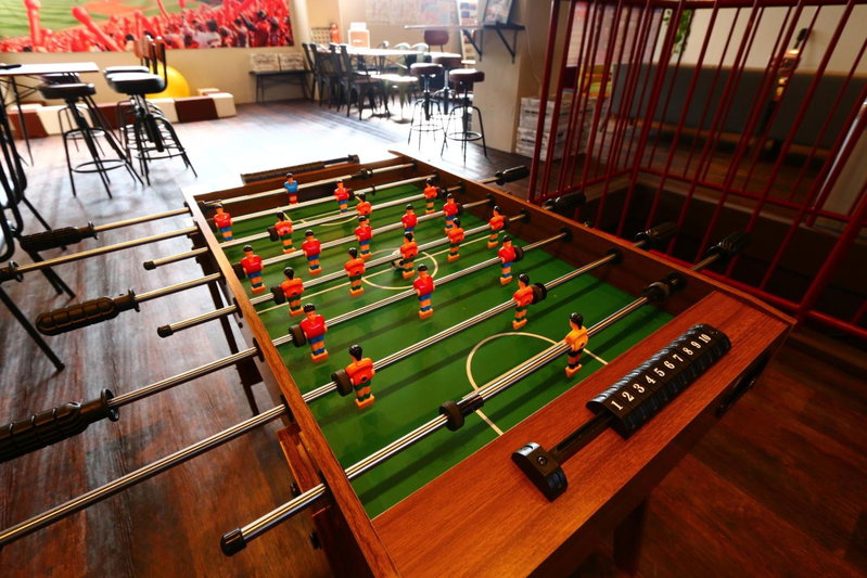 RED HELMET House & Sports Bar Hiroshima, Hiroshima, Japan
