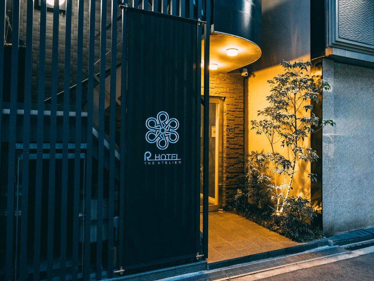 R Hotel-The Atelier Shinsaibashi East, Япония