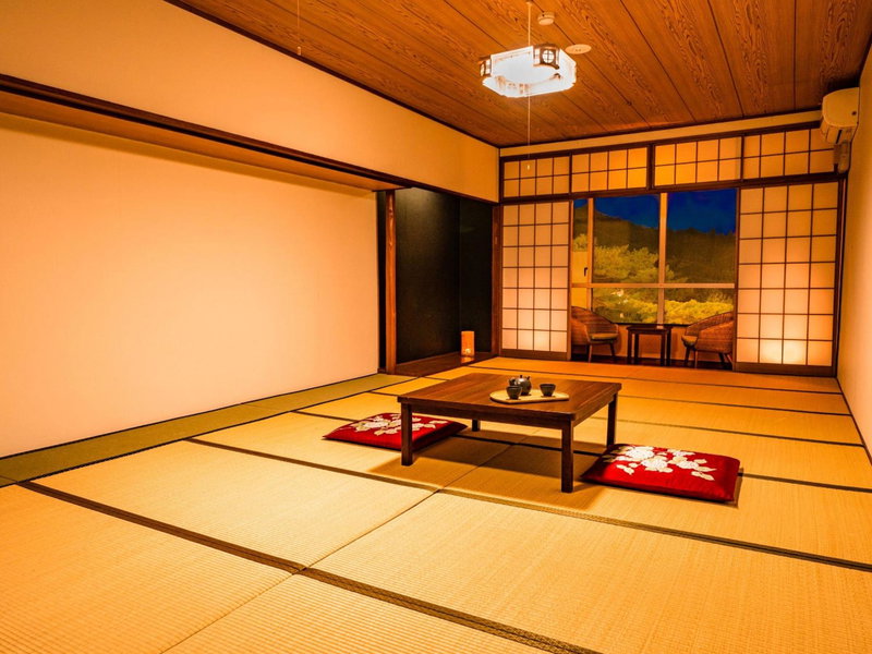 Ooedo Onsen Monogatari Unzen Toyokan, Obama, Japan