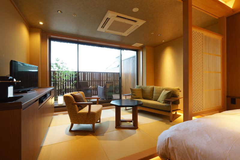 Shiratama no Yu Senkei, Shibata, Japan