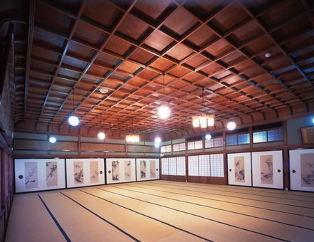 Seikiro Ryokan Historical Museum Hotel, Miyazu, Japan