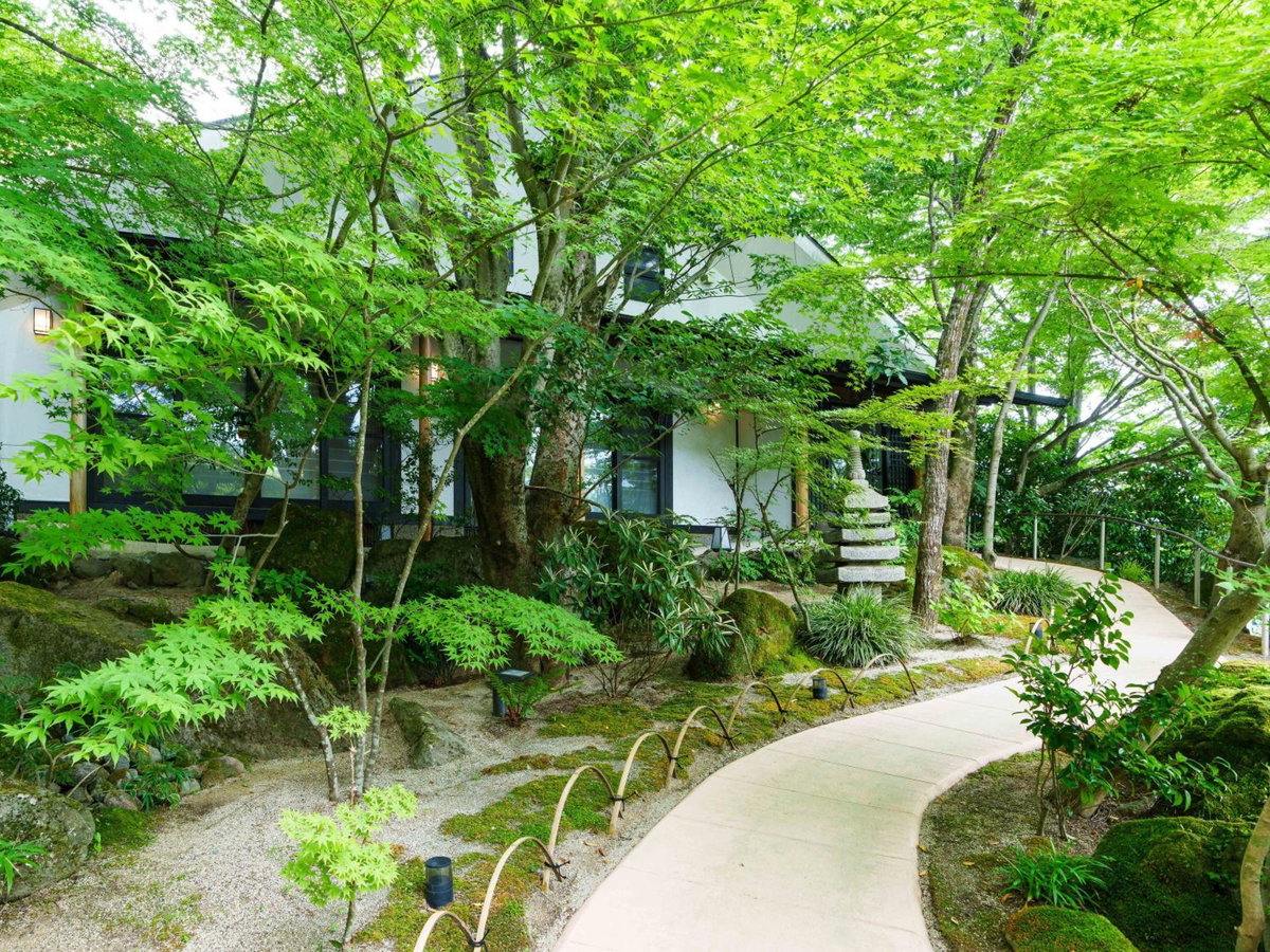 Hotel · Yufuin Rakuyu, Yufu
