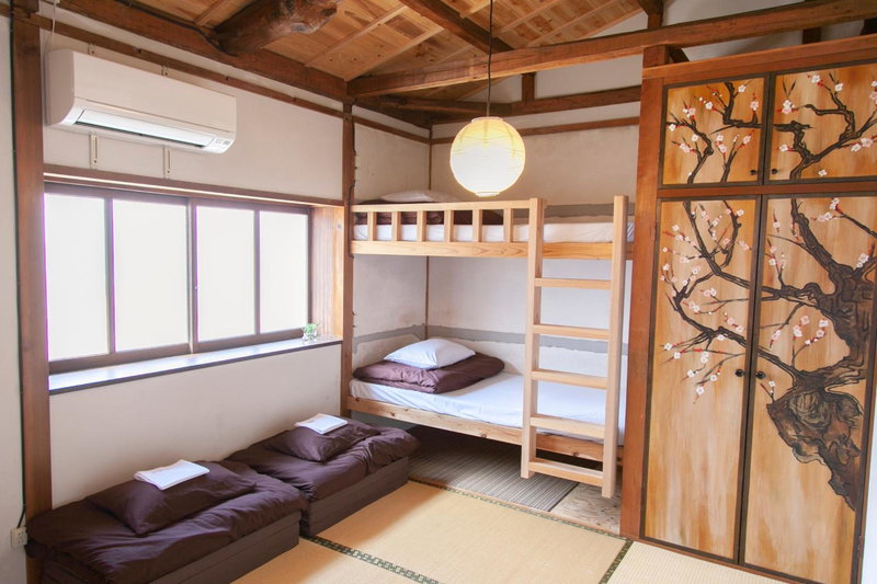 Fukuoka Guesthouse SHIP, Fukuoka, Japan
